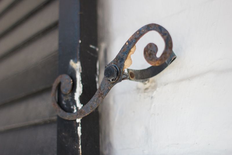 Shutter Reattachment in Overland Park, KS